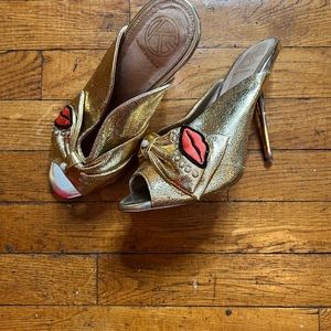 Kurt Geiger Gold Mule with Silver Heel & Lips